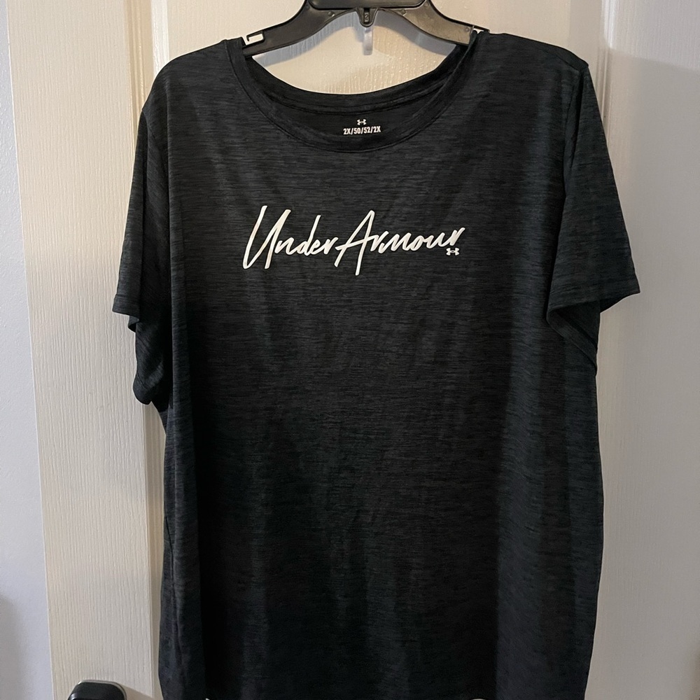 Under Armour Men's Charcoal Tee